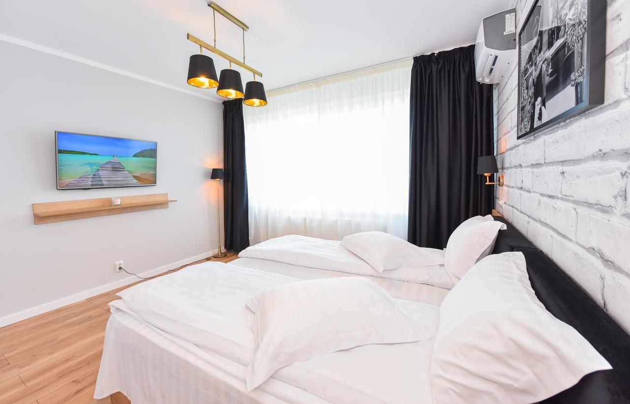 Grand Accommodation Apartments Boekarest Buitenkant foto